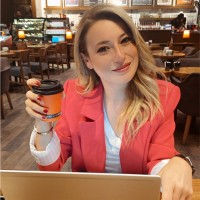 Aleyna E***